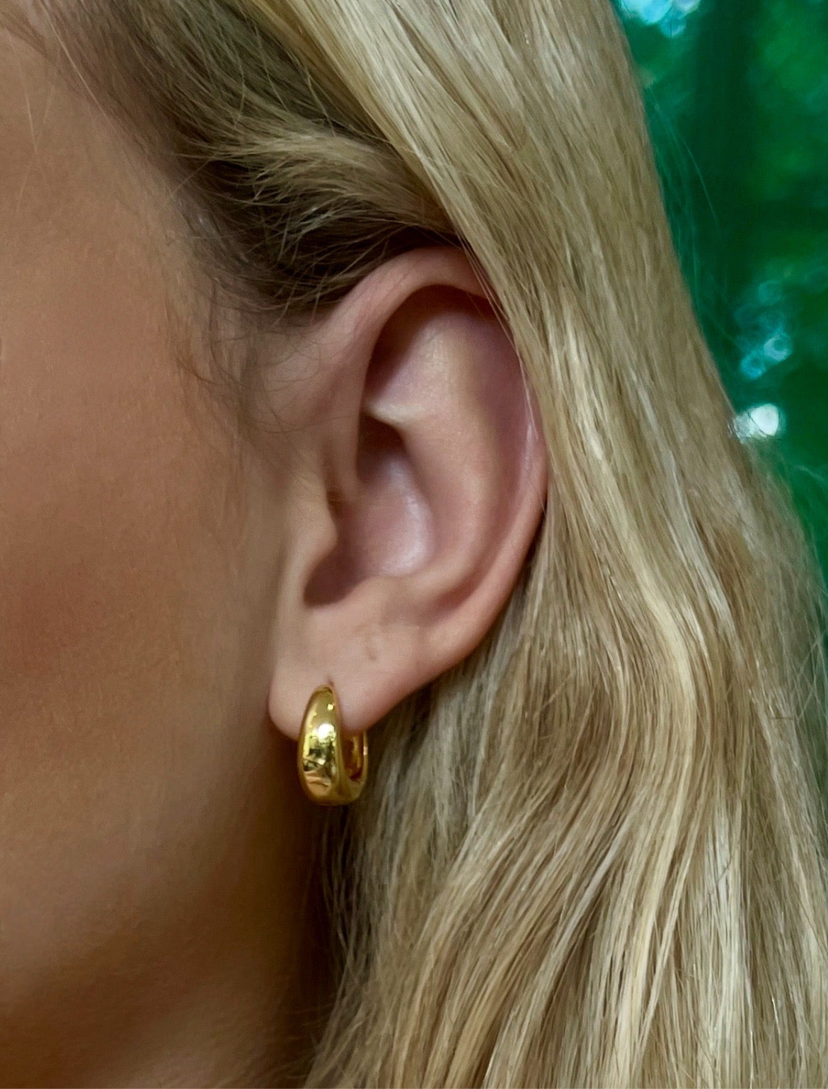 Simple Gold Luxe Hoop Earrings